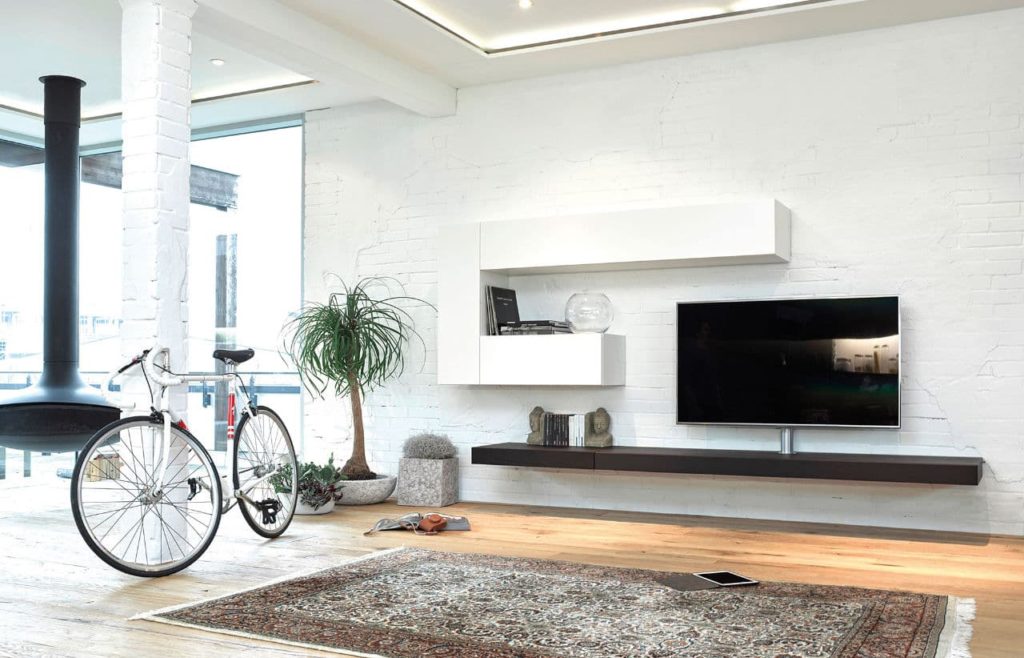 Wandhängendes TV-Moebel der Firma Spectral mit OLED-TV erhaeltlich in unserem Fachgeschäft